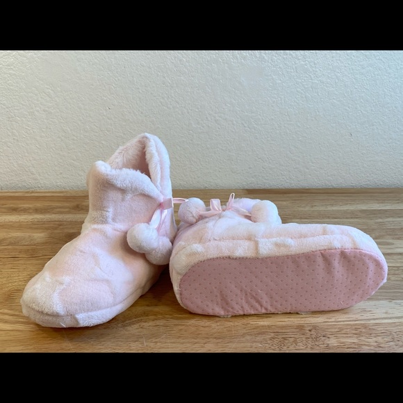 Girls Slippers - Picture 3 of 6